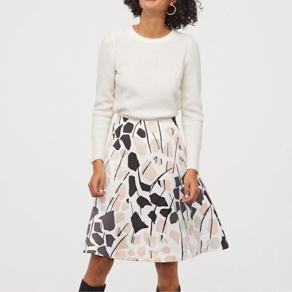 Richard Allan x H&M White Pink Black Print Pattern Satin Knee Length Skirt 4 NWT - Picture 1 of 7
